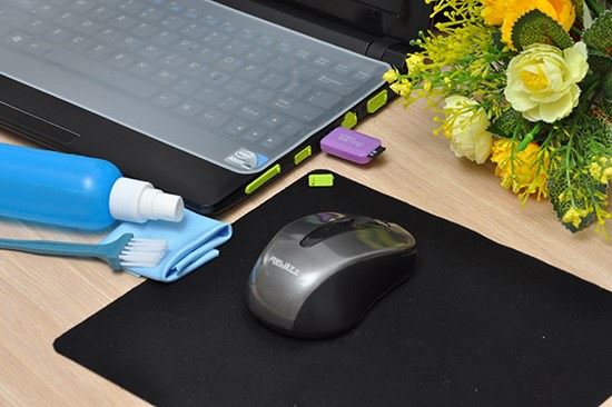 Vệ sinh laptop bước 3